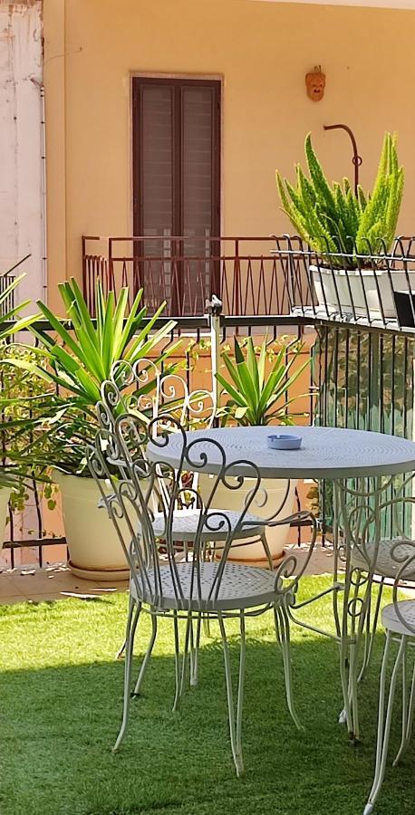 Hotel Giambattista House Bari Exterior foto